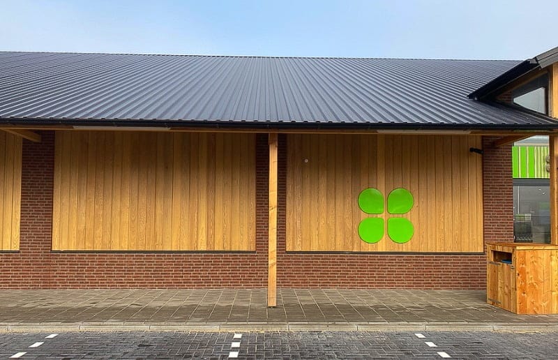 Plus gevel overasselt Plus gevel overasselt