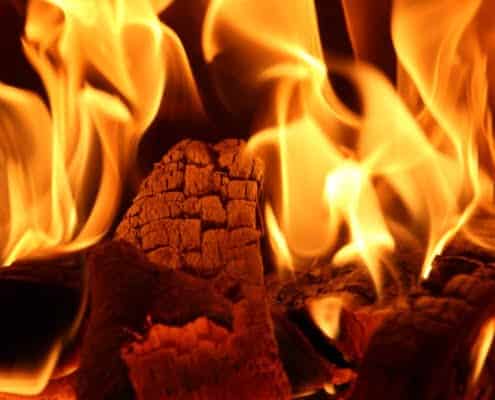 Welke brandklasse moet houten gevelbekleding hebben?