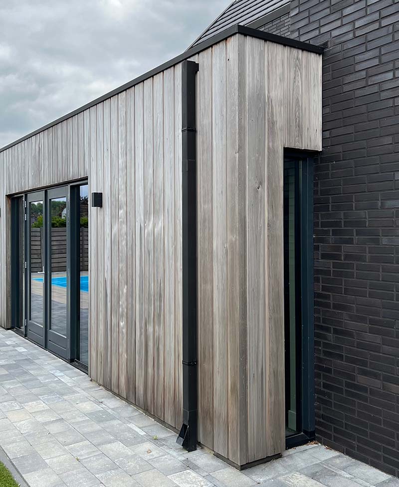 natuurlijk-vergrijsd-houten-gevelbekleding-hib-gevels Western Red Cedar vergrijsd voor houten gevelbekleding in Eindhoven