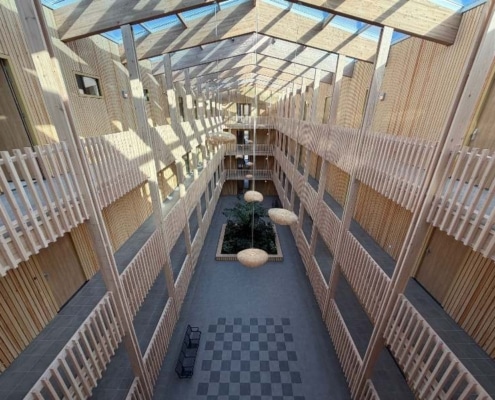 HIB Gevels levert houten gevelbekleding voor appartementen Alphen aan den Rijn